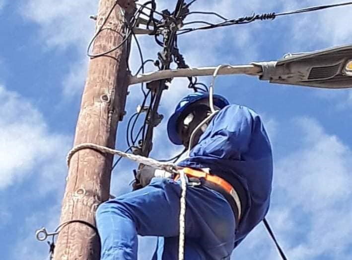 Travaux de remplacement et de réparations du réseau électrique de la commune de Ross Béthio